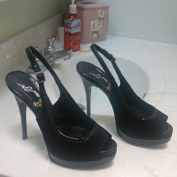 gio hel Shoes Euc Gio Hel Peep Toe Slingbacks Poshmark